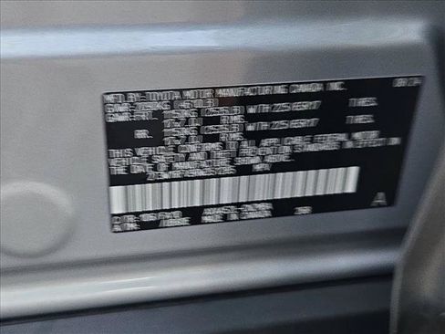 Used 2024 Toyota RAV4 XLE w/ Convenience Package FWD image 13