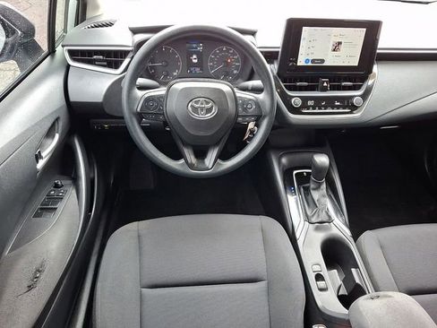Used 2024 Toyota Corolla LE image 11