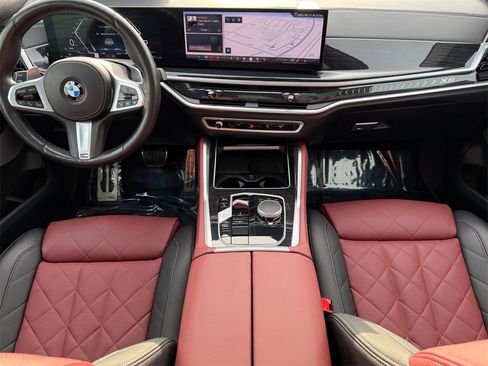 Certified 2024 BMW X6 xDrive40i w/ Premium Package image 10