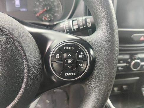 Used 2022 Kia Soul LX FWD image 12