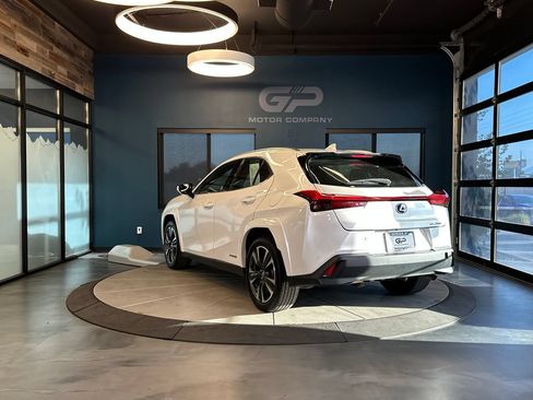 Used 2022 Lexus UX 250h w/ Premium Package AWD/4WD image 5