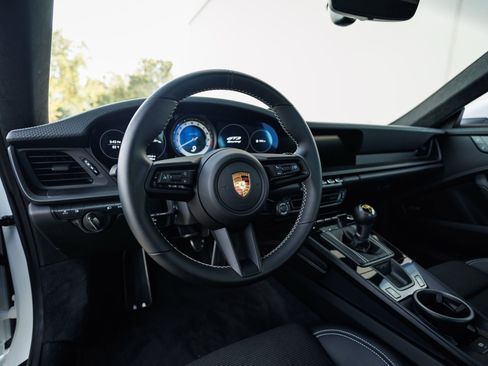 Used 2022 Porsche 911 GT3 RWD image 42