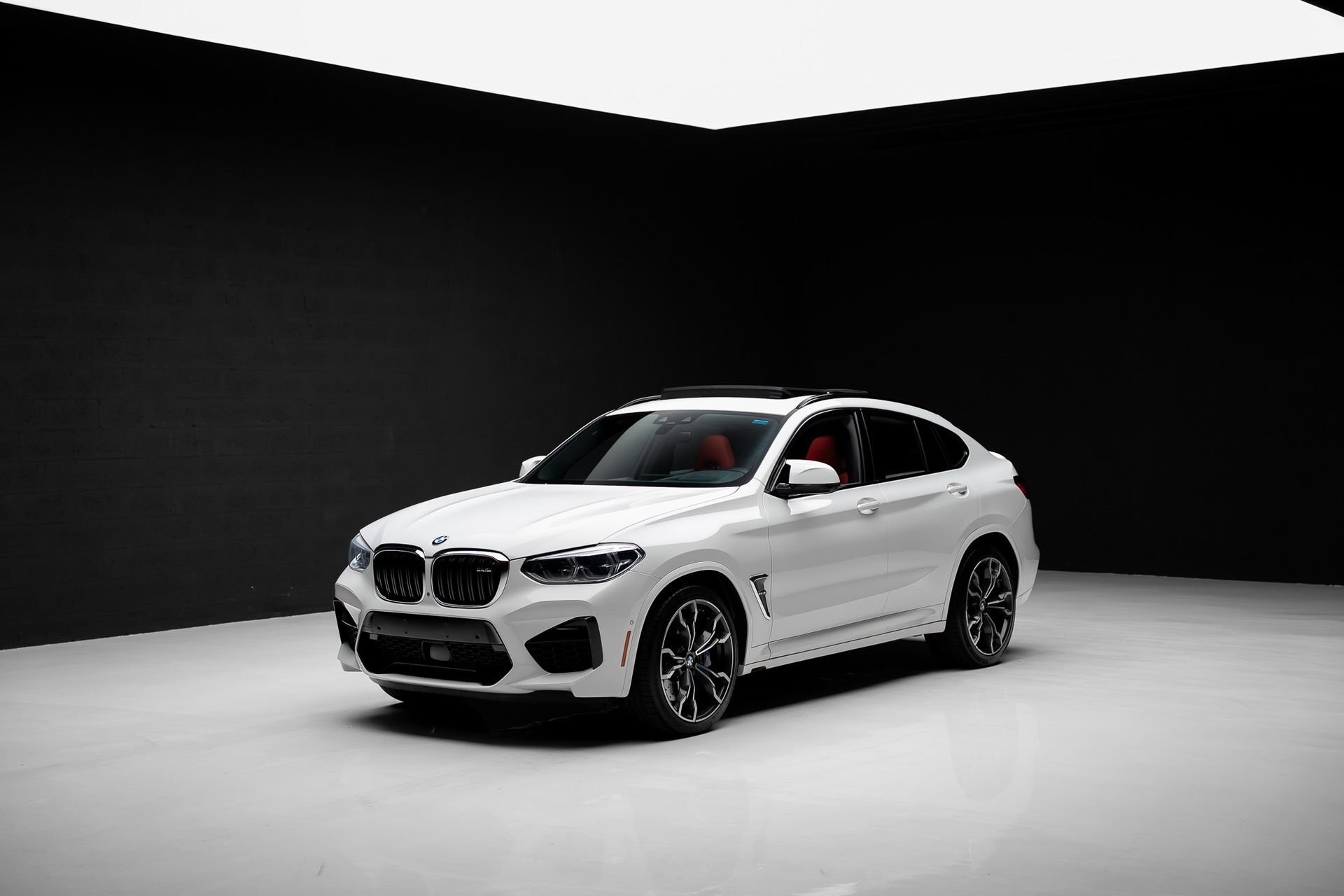 Used 2021 BMW X4 M w/ Executive Package AWD/4WD image 4