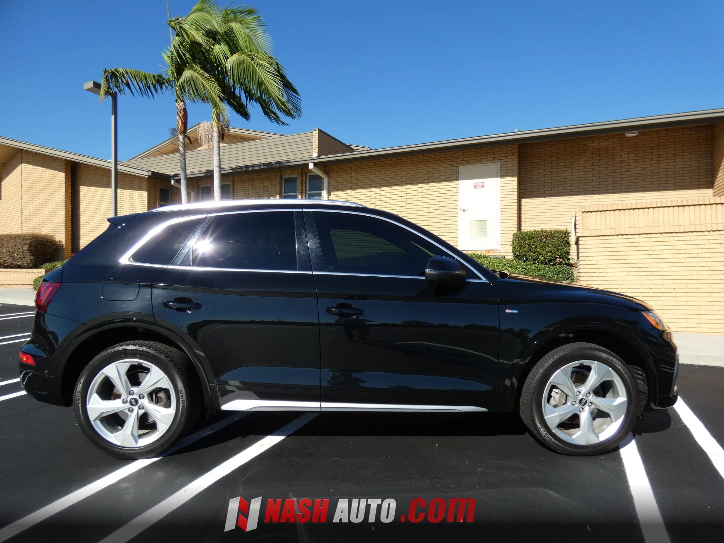 Used 2022 Audi Q5 2.0T Premium Plus w/ Premium Plus Package AWD/4WD image 7