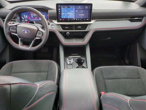 Used 2025 Ford Explorer ST image 18