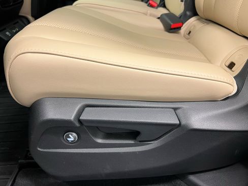 Used 2023 Acura MDX SH-AWD w/ Technology Package image 10