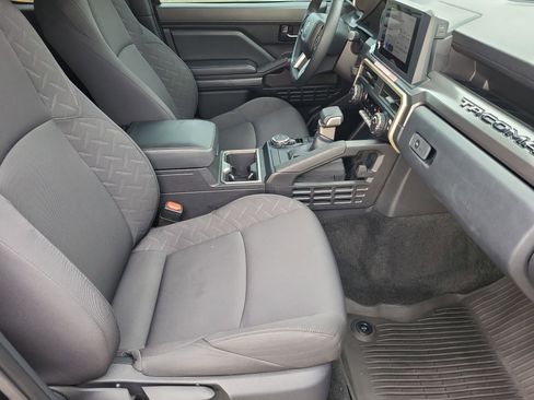 Certified 2024 Toyota Tacoma SR5 image 11