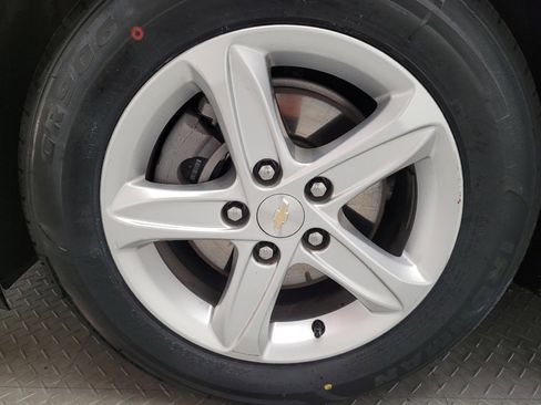 Used 2022 Chevrolet Malibu LS w/ Driver Confidence Package II image 31