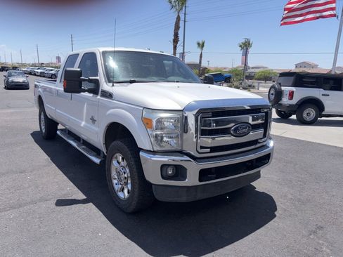 Used 2015 Ford F350 Lariat w/ Lariat Interior Package AWD/4WD image 9
