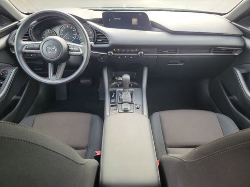 Used 2022 MAZDA MAZDA3 s image 19