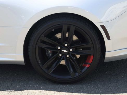 Used 2017 Chevrolet Camaro SS w/ Redline Edition RWD image 12
