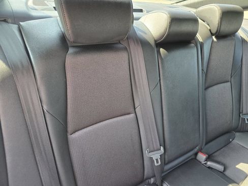 Used 2019 Honda Accord Sport image 18
