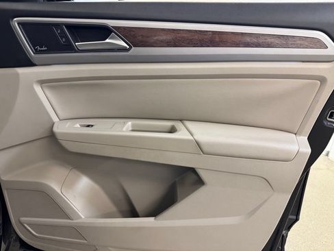 Used 2019 Volkswagen Atlas SEL Premium AWD/4WD image 38