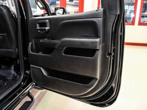 Used 2018 GMC Sierra 1500 SLT w/ All Terrain X Package image 41