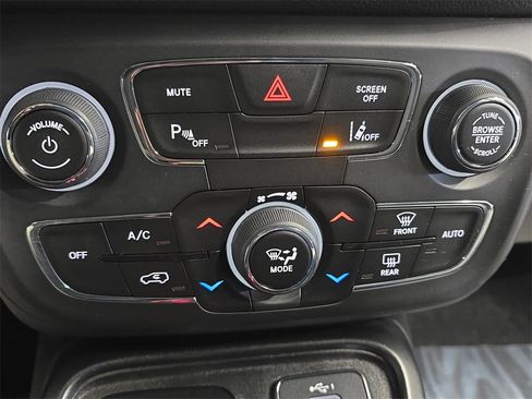 Used 2020 Jeep Compass Trailhawk w/ Leather Interior Group image 27