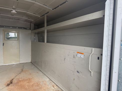 Used 2015 RAM ProMaster 2500 w/ Interior Convenience Group FWD image 9