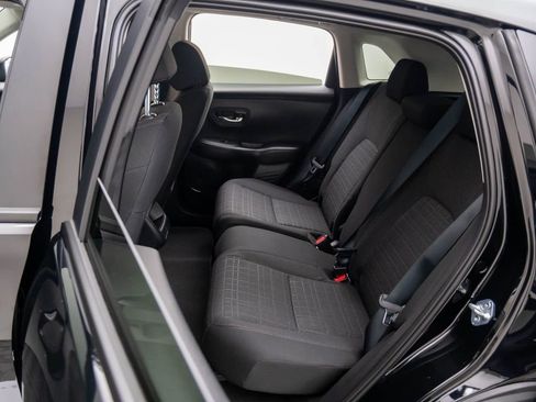Certified 2026 Honda HR-V LX image 18