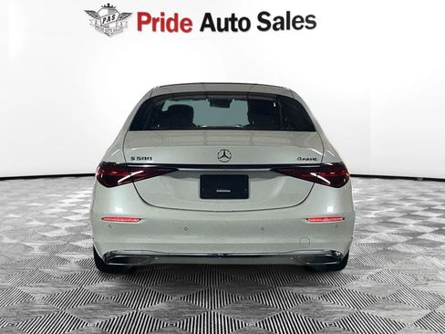 Used 2023 Mercedes-Benz S 580 4MATIC Sedan w/ Warmth & Comfort Package image 9
