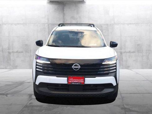 New 2026 Nissan Kicks SV w/ SV Premium Package FWD image 4