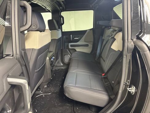 New 2026 GMC Hummer EV 3X image 30