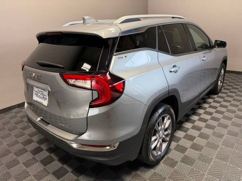 Used 2023 GMC Terrain SLT AWD/4WD image 8