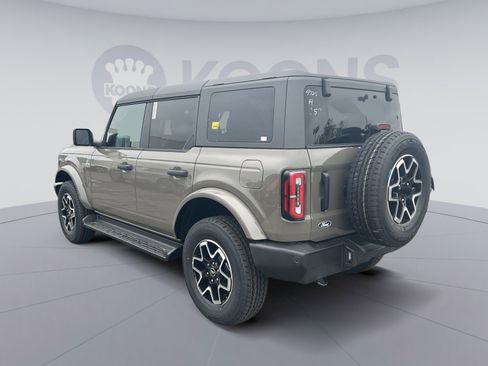New 2026 Ford Bronco Outer Banks AWD/4WD image 8