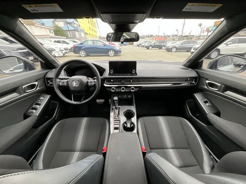 Used 2023 Honda Civic Sport image 15