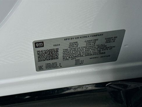 Used 2024 Buick Encore GX Sport Touring image 12