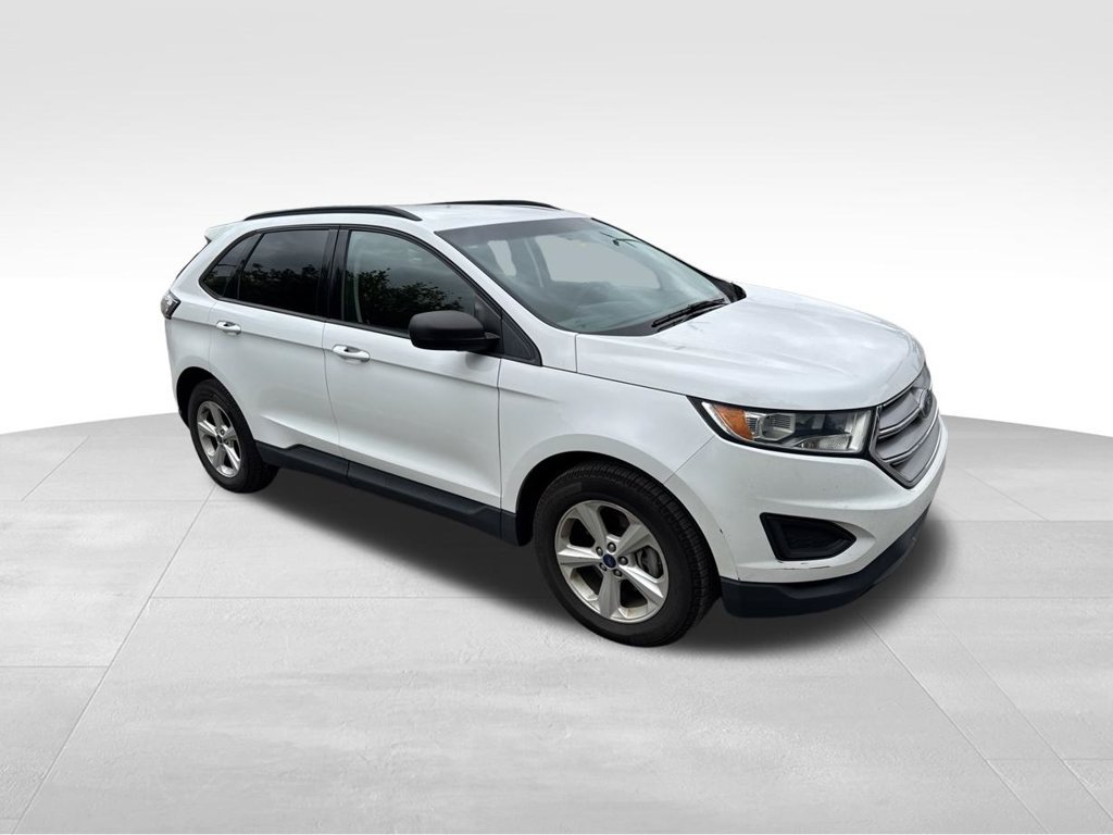 Used 2018 Ford Edge SE FWD image 4