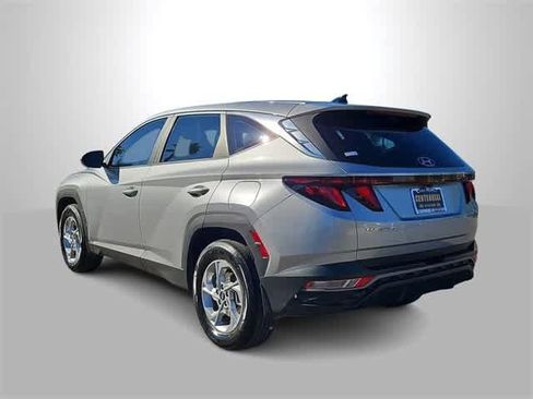 Certified 2022 Hyundai Tucson SE image 6