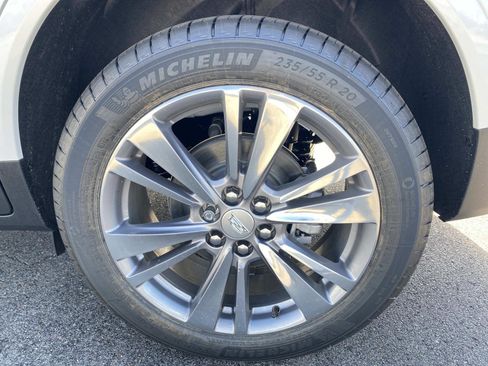 New 2025 Cadillac XT5 Premium Luxury w/ Technology Package image 10