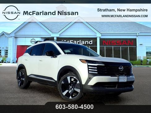 New 2026 Nissan Kicks SR w/ Cold Weather Package AWD/4WD image 1