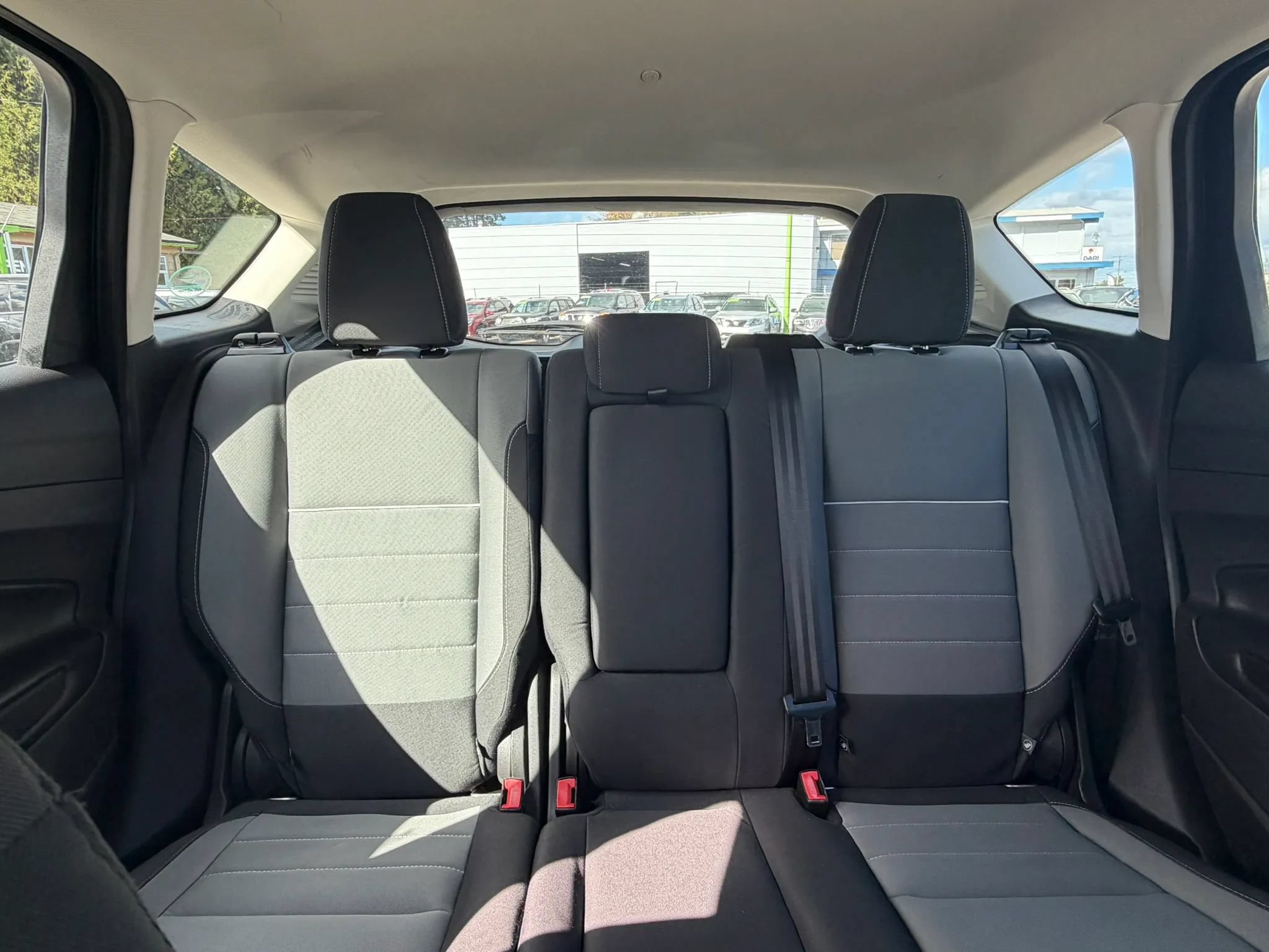 Used 2015 Ford C-MAX SE w/ Winter Package FWD image 10