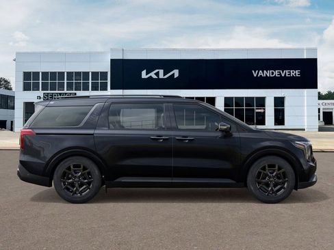 New 2026 Kia Carnival SX w/ SX Dark Edition Package FWD image 9