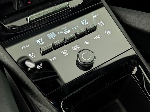 New 2026 Porsche Cayenne image 35