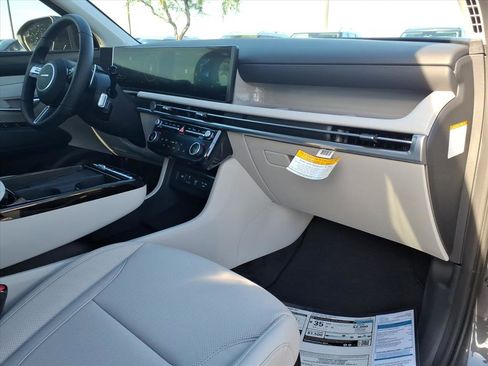 New 2025 Hyundai Tucson SEL image 6