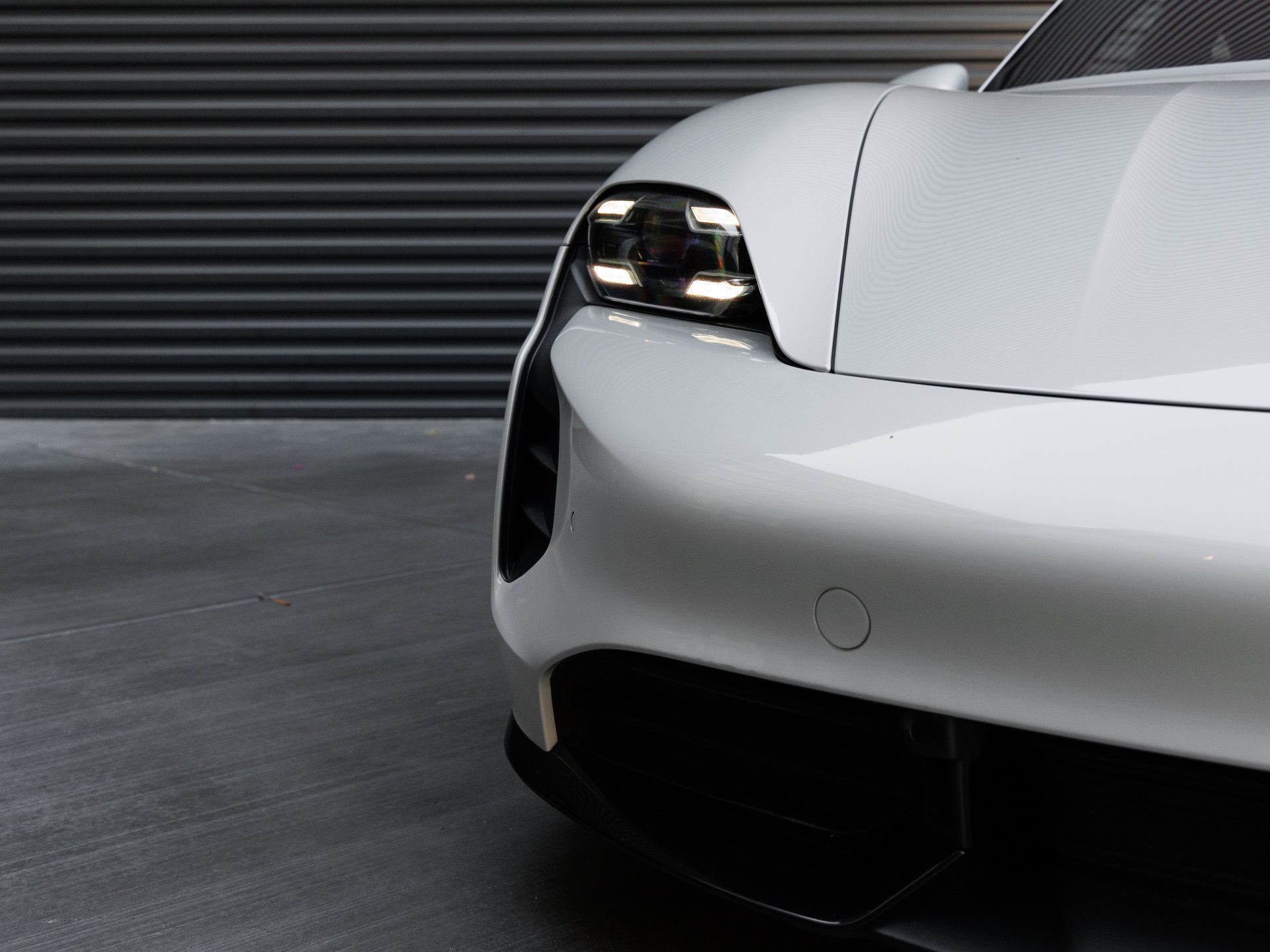 Certified 2021 Porsche Taycan Turbo AWD/4WD image 40