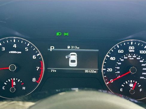Used 2023 Kia Forte LXS w/ LXS Technology Package FWD image 13