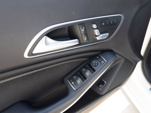 Used 2018 Mercedes-Benz CLA 250 4MATIC image 14