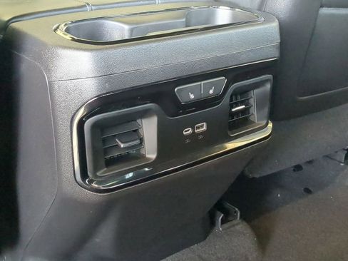 Used 2022 GMC Sierra 1500 AT4X image 23