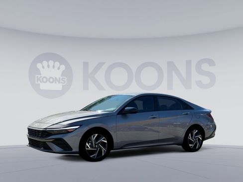 New 2025 Hyundai Elantra SEL w/ Cargo Package image 2