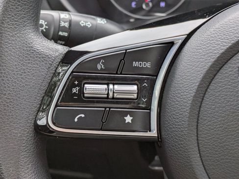 Certified 2023 Kia Forte LXS FWD image 16