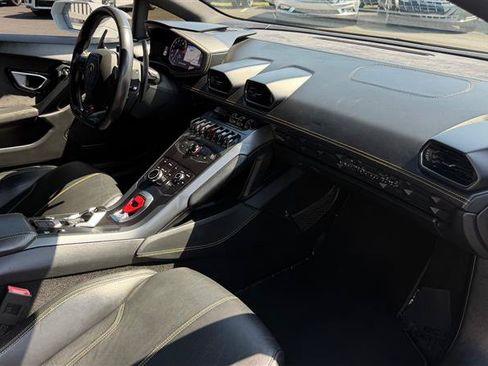 Used 2019 Lamborghini Huracan LP 580-2 RWD image 50