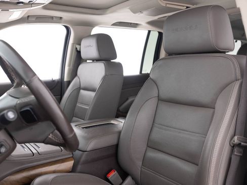 Used 2020 GMC Yukon XL Denali w/ Open Road Package AWD/4WD image 29
