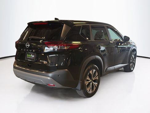 Used 2023 Nissan Rogue SV AWD/4WD image 9