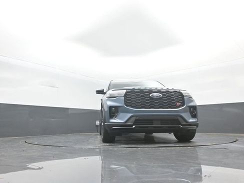 New 2026 Ford Explorer ST image 31
