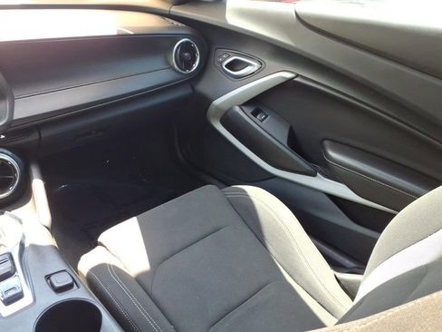 Certified 2023 Chevrolet Camaro LT RWD image 22