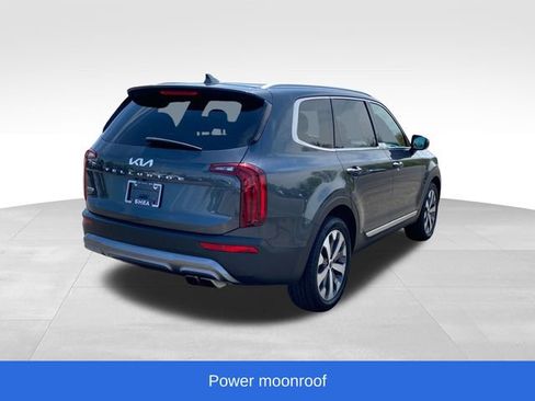 Used 2022 Kia Telluride S AWD/4WD image 3