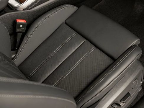 Certified 2025 Audi Q5 Premium Plus w/ Premium Plus AWD/4WD image 36