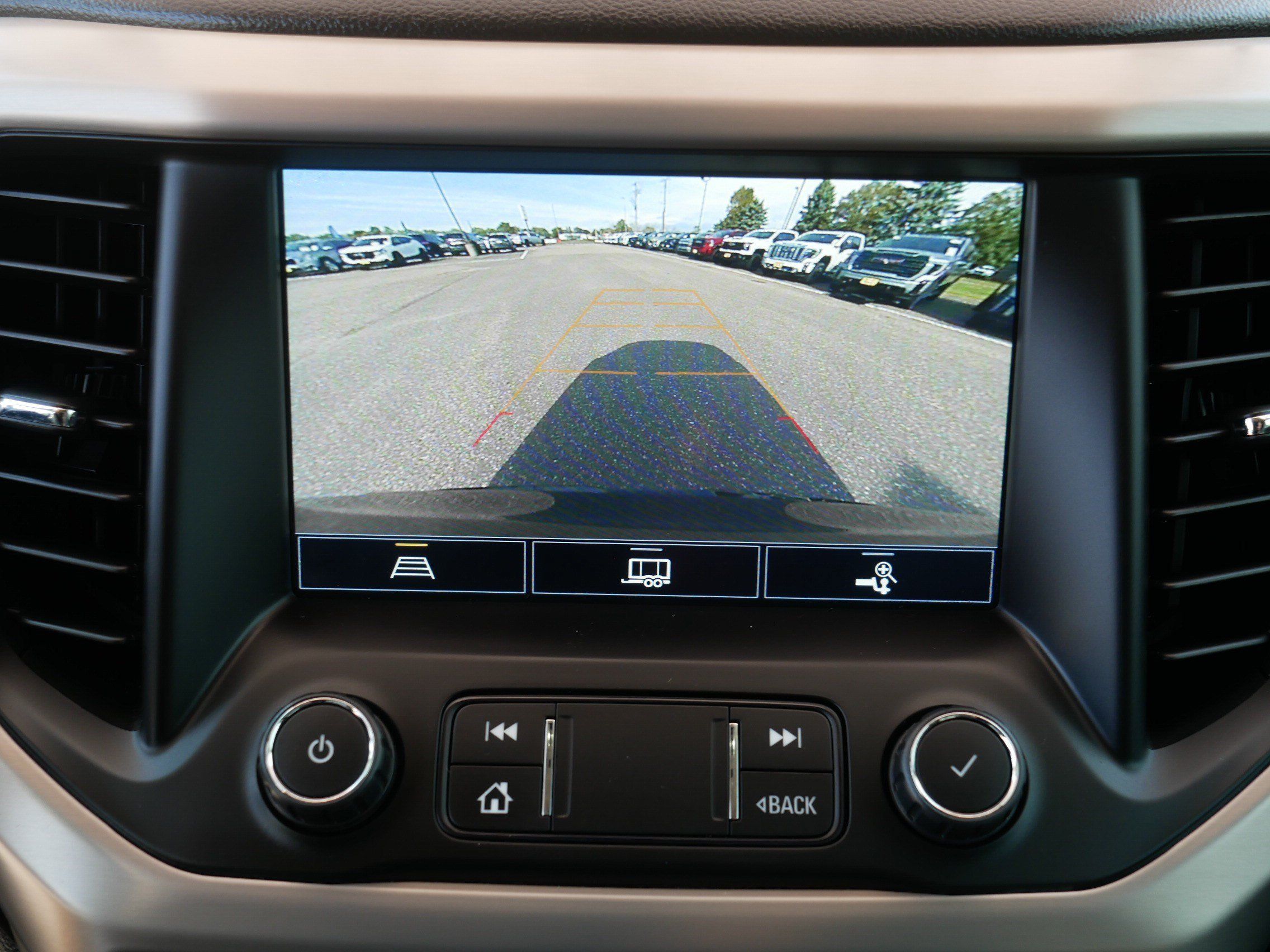Used 2022 GMC Acadia Denali w/ Trailering Package AWD/4WD image 27